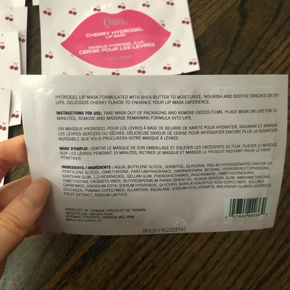 New Quo Cherry Hydrogel Lip Mask Lot of 34 pieces - Picture 3 of 3